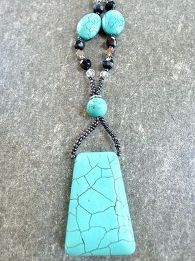 Long Turquoise Pendant Beaded Necklace 18”